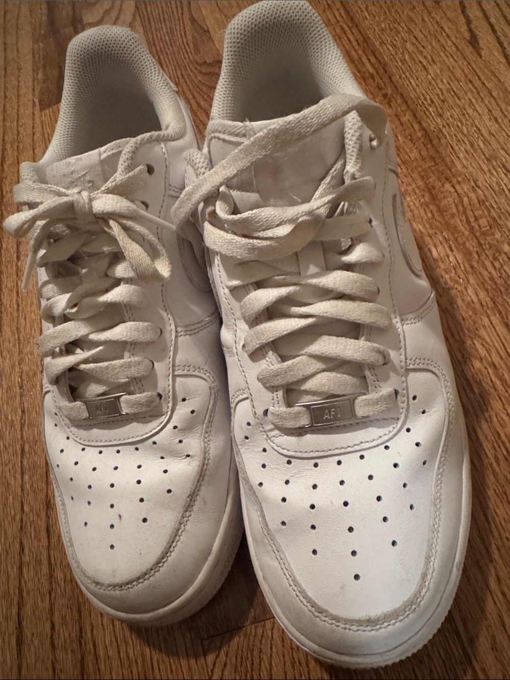 Nike White Men's Low-Top Leather Sneakers
